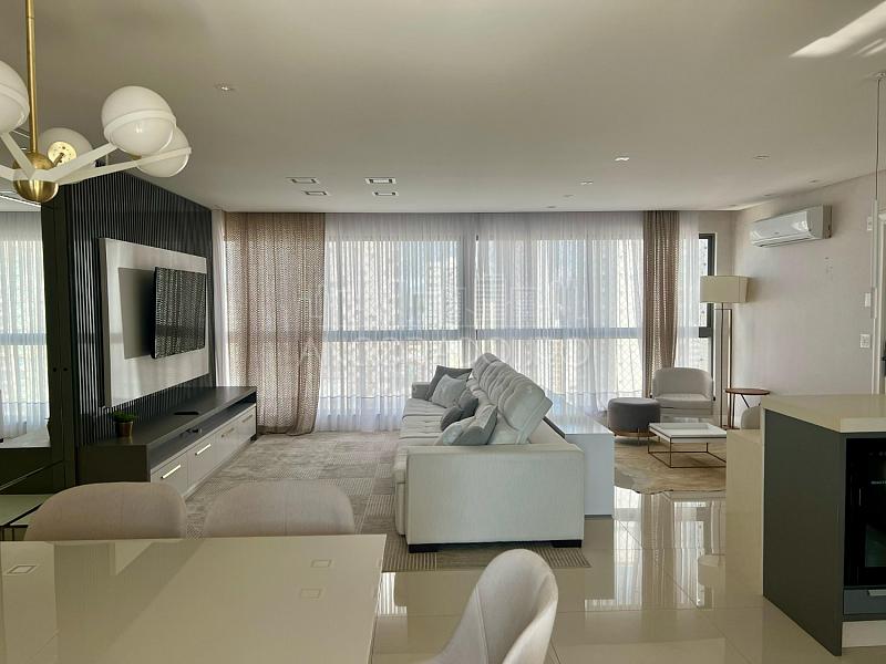 3 suítes, mobiliado, 3 vagas garagem, Avenida Brasil em Balneário Camboriú. — foto 38