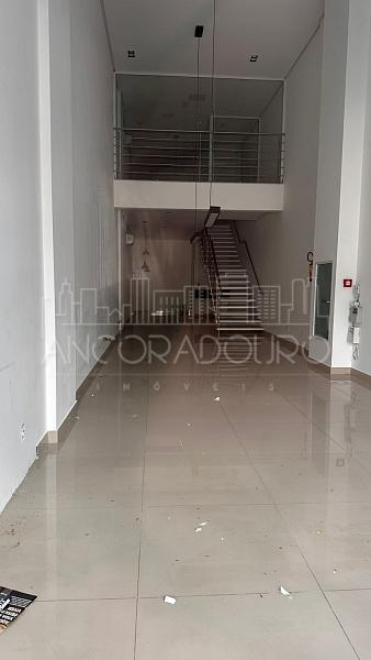 Sala comercial à venda, 155m2 área útil, 1 vaga de garagem privativa, poucos metros da Avenida Brasil em Balneário Camboriú. — foto 4