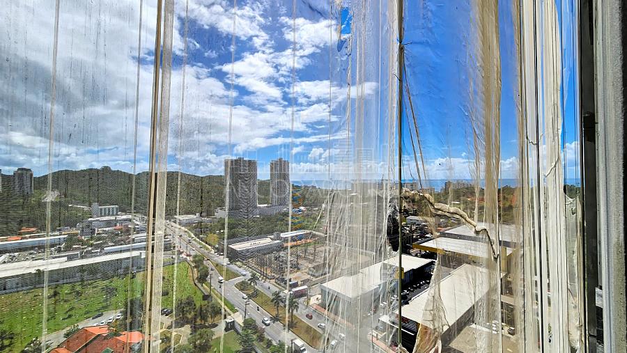 2 Dormitórios (1 Suíte), 1 vaga privativa, andar alto em Itajaí. — foto 9