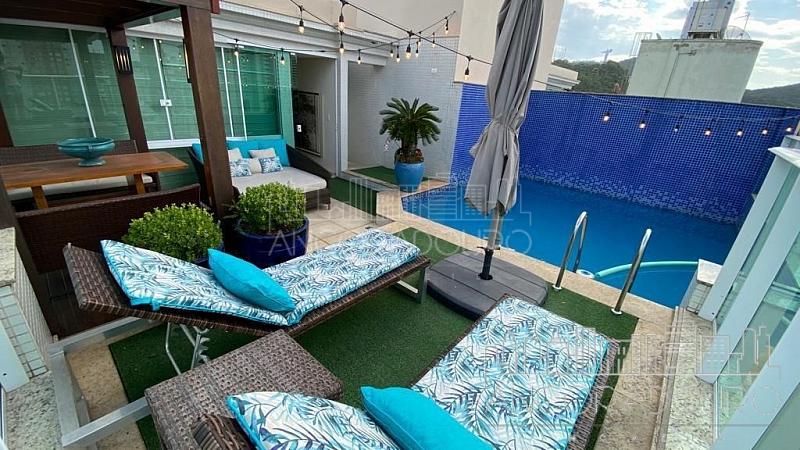 Cobertura Duplex: 4 suítes (1 máster), Mobiliado, 3 vagas garagem, Piscina privativa, Centro de Balneário Camboriú. — foto 3