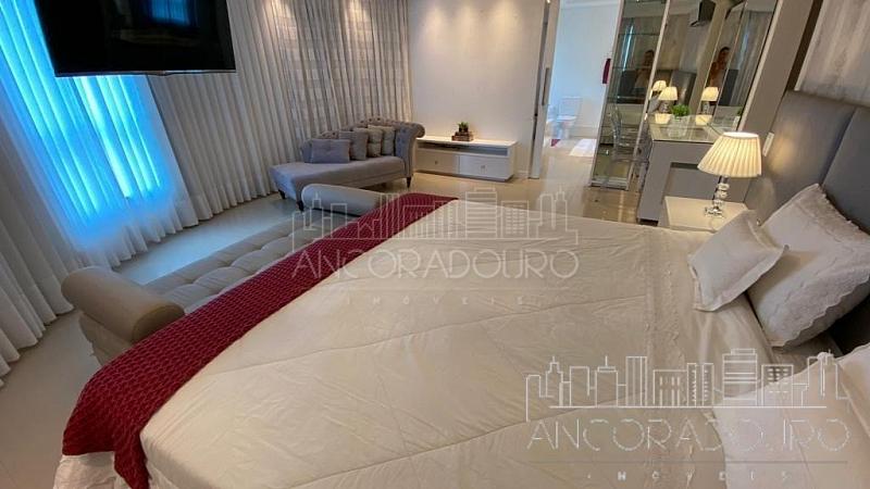 Cobertura Duplex: 4 suítes (1 máster), Mobiliado, 3 vagas garagem, Piscina privativa, Centro de Balneário Camboriú. — foto 32