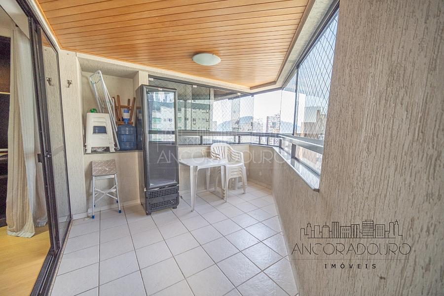 Apartamento andar alto, vista mar, 3 dormitórios (1 suíte), 1 vaga garagem, Balneário Camboriú — foto 8