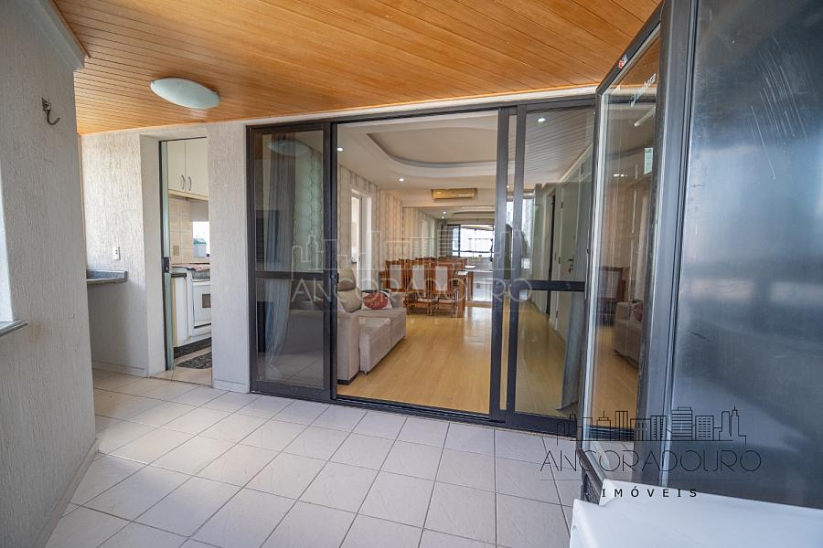 Apartamento andar alto, vista mar, 3 dormitórios (1 suíte), 1 vaga garagem, Balneário Camboriú — foto 9