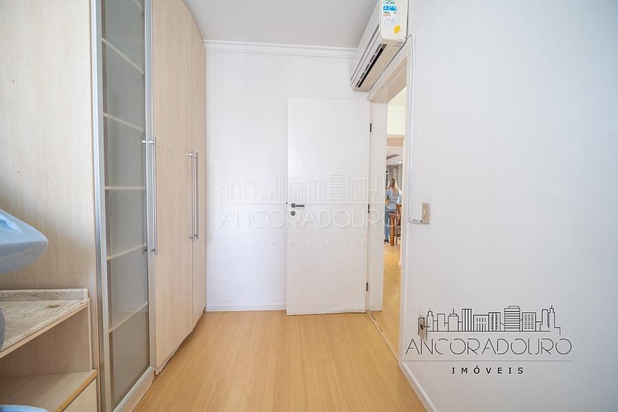Apartamento andar alto, vista mar, 3 dormitórios (1 suíte), 1 vaga garagem, Balneário Camboriú — foto 19