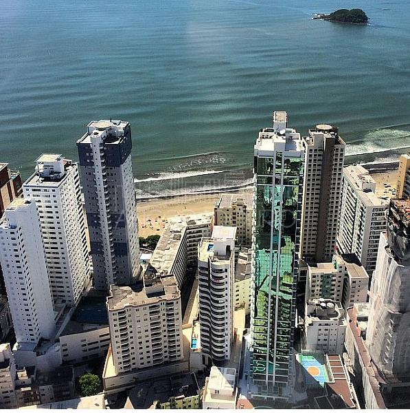 3 Suítes, 3 vagas garagem, quadra do mar, centro de Balneário Camboriú. — foto 45