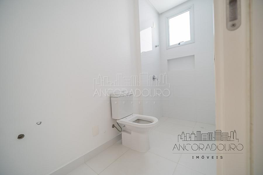 3 Suítes, 3 vagas garagem, quadra do mar, centro de Balneário Camboriú. — foto 36