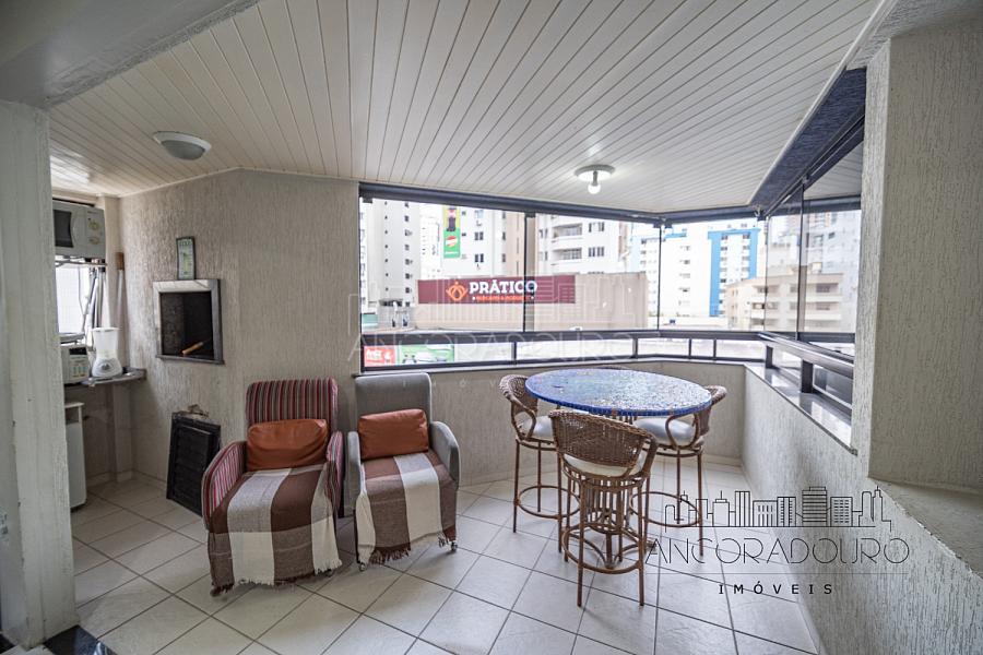 Apartamento com vista mar: 3 dormitórios (1 suíte), 1 vaga garagem, Rua 3000 em Balneário Camboriú; — foto 3