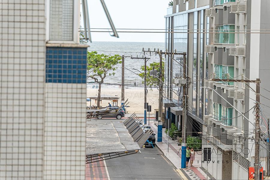 Apartamento com vista mar: 3 dormitórios (1 suíte), 1 vaga garagem, Rua 3000 em Balneário Camboriú; — foto 11