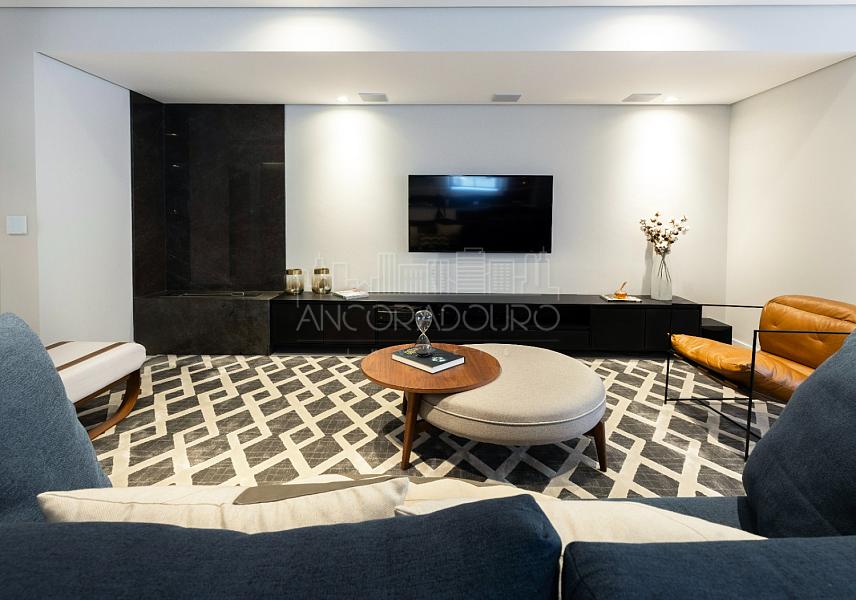 3 suítes, mobiliado, 3 vagas garagem, Centro de Balneário Camboriú. — foto 11