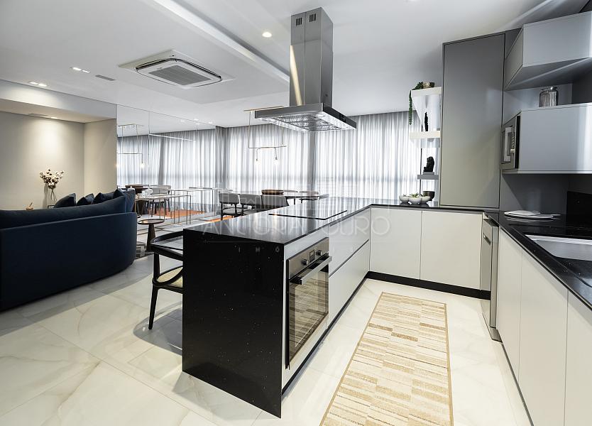 3 suítes, mobiliado, 3 vagas garagem, Centro de Balneário Camboriú. — foto 6