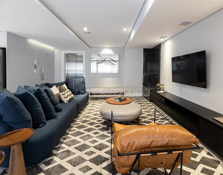 3 suítes, mobiliado, 3 vagas garagem, Centro de Balneário Camboriú. — foto 2