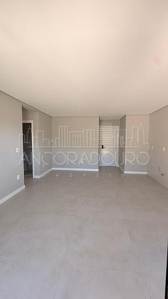 2 Dormitórios (1 suíte), 1 vaga garagem, Sacada com churrasqueira. Praia dos Amores - Balneário Camboriú — foto 16