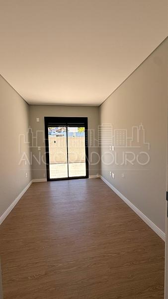 2 Dormitórios (1 suíte), 1 vaga garagem, Sacada com churrasqueira. Praia dos Amores - Balneário Camboriú — foto 19