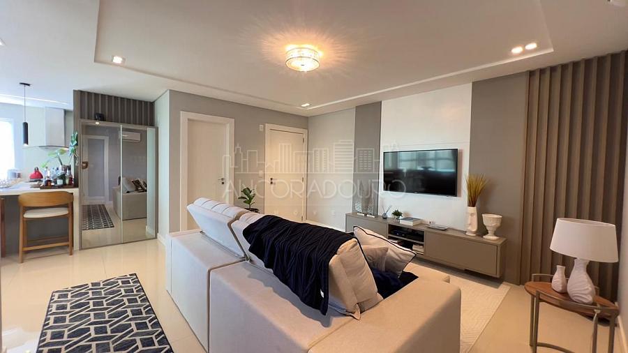 3 suítes, 2 vagas de garagem, mobiliado, Centro de Balneário Camboriú — foto 3