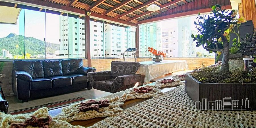 Cobertura 3 dormitórios, 3 vagas garagem, Amplo terraço com espaço gourmet, Camboriú. — foto 2