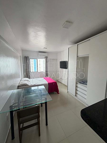 Loft no centro de Balne�rio Cambori�. 1