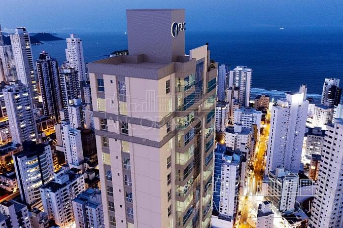 4 Dormitórios (2 suítes), 3 vagas garagem, 146m² área útil, Rua 3100, Balneário Camboriú. — foto 4