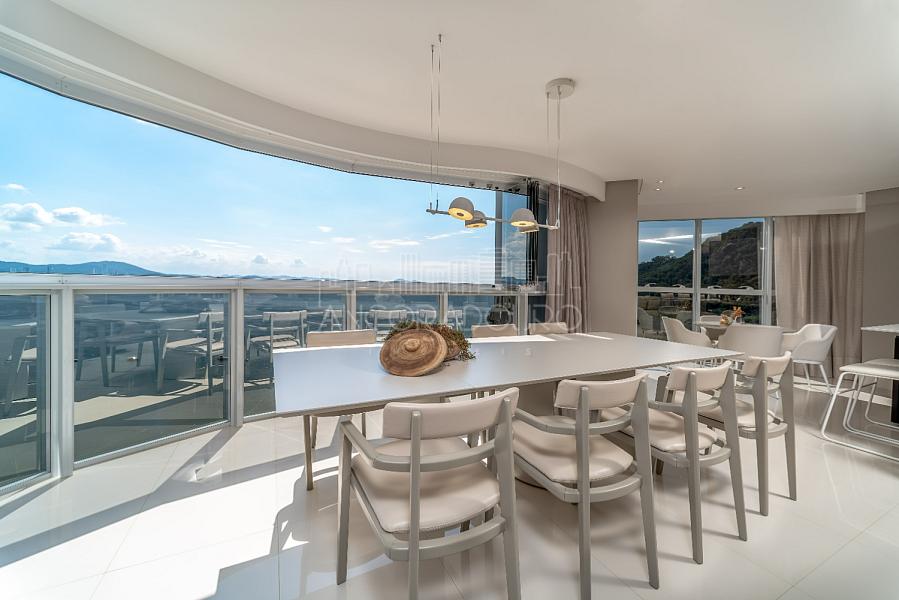 Ibiza Towers: 4 suítes, 4 vagas garagem, Avenida Atlântica de Balneário Camboriú, Mobiliado e Decorado. — foto 13