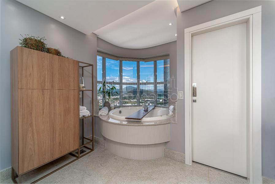 Ibiza Towers: 4 suítes, 4 vagas garagem, Avenida Atlântica de Balneário Camboriú, Mobiliado e Decorado. — foto 20