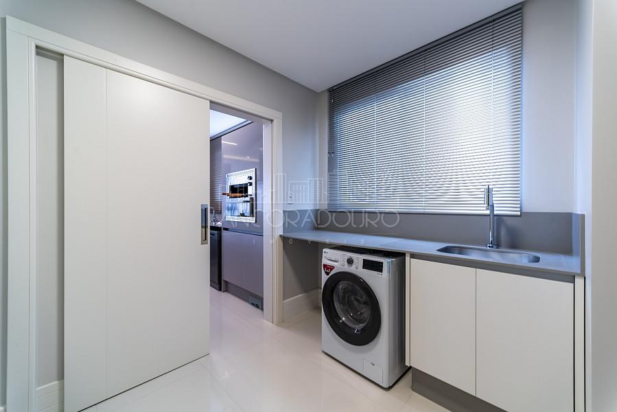 Ibiza Towers: 4 suítes, 4 vagas garagem, Avenida Atlântica de Balneário Camboriú, Mobiliado e Decorado. — foto 33