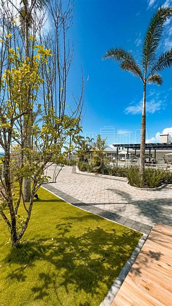 Terraço privativo, 3 Dormitórios (1 suíte), 1 Vaga garagem, 5000m² de área de lazer, Frente mar em Balneário Piçarras. — foto 24