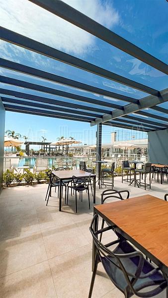 Terraço privativo, 3 Dormitórios (1 suíte), 1 Vaga garagem, 5000m² de área de lazer, Frente mar em Balneário Piçarras. — foto 25