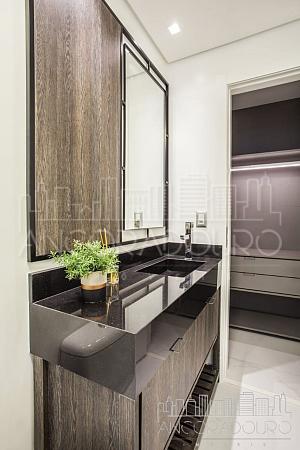 Ocean Breeze: 3 suítes, Mobiliado e Decorado, 3 vagas garagem, Centro de Balneário Camboriú. — foto 13