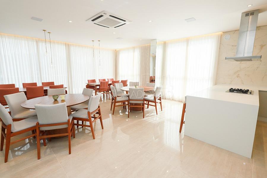 4 suítes, 210m² área útil, Praia Brava. — foto 9