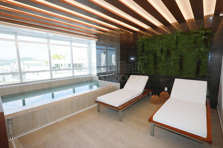 4 suítes, 210m² área útil, Praia Brava. — foto 11