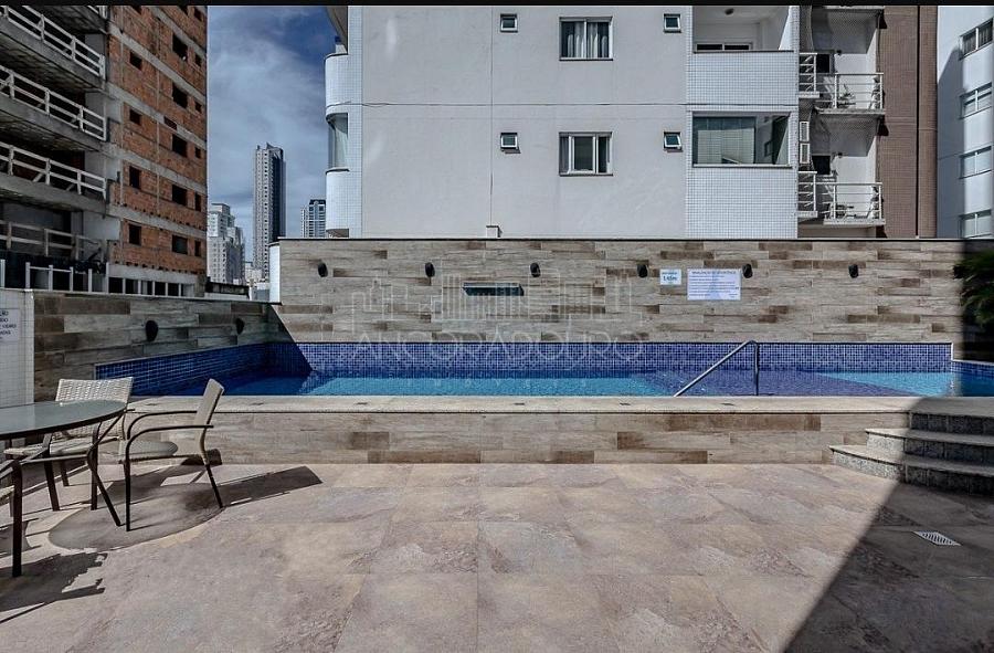 3 suítes, mobiliado, 2 vagas garagem, Centro de Balneário Camboriú. — foto 23