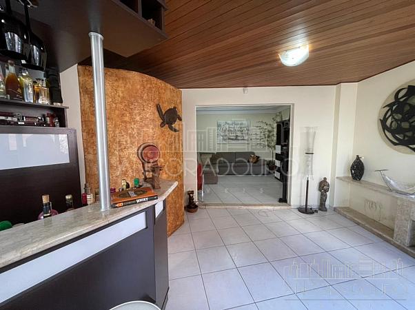 Apartamento Diferenciado: 3 dormitórios (1 suíte), 1 vaga garagem, Piscina Privativa, Meia Praia, Itapema. — foto 11