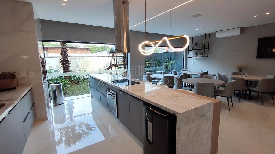 Apartamento na Praia Brava: 2 dormitório (1 suíte), 1 vaga garagem. Área de lazer completa. — foto 17