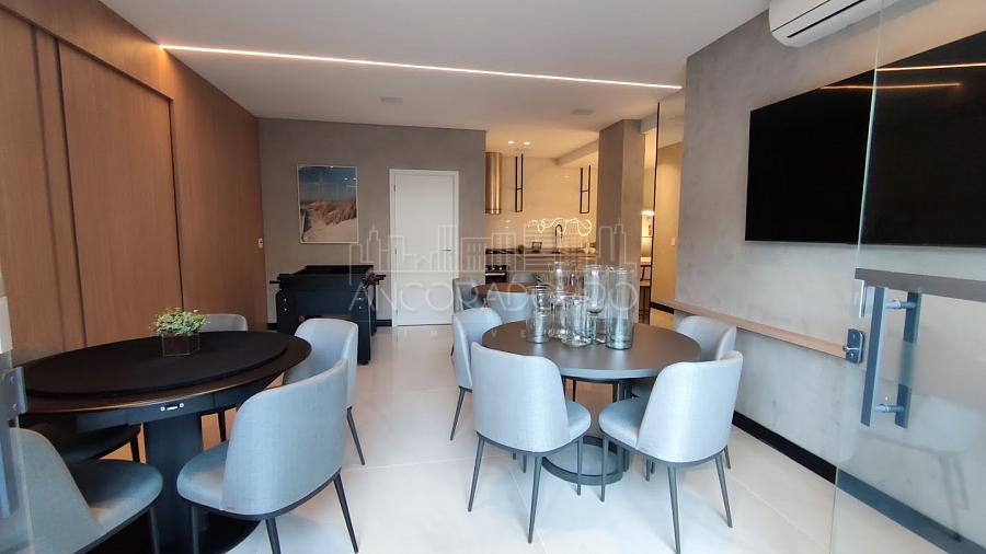 Apartamento na Praia Brava: 2 dormitório (1 suíte), 1 vaga garagem. Área de lazer completa. — foto 14