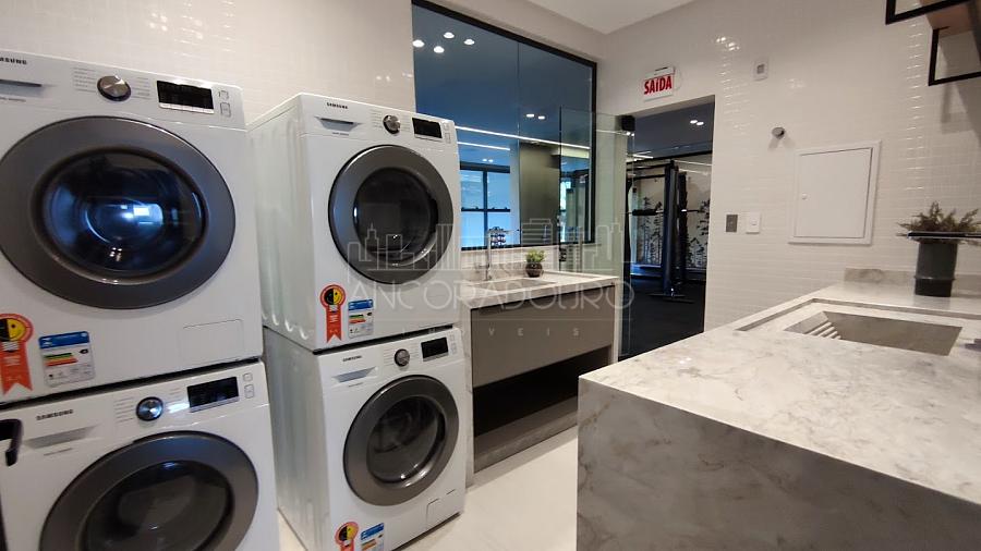 Apartamento na Praia Brava: 2 dormitório (1 suíte), 1 vaga garagem. Área de lazer completa. — foto 13