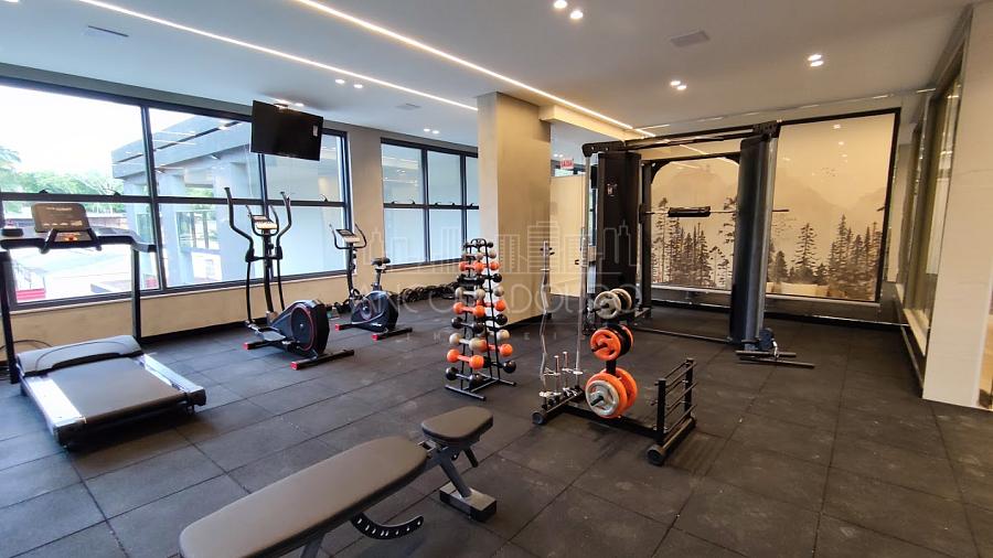 Apartamento na Praia Brava: 2 dormitório (1 suíte), 1 vaga garagem. Área de lazer completa. — foto 9