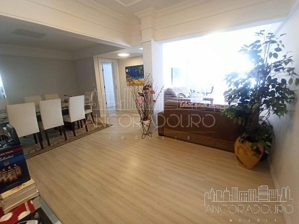 Apartamento na quadra do mar, 3 dormitórios, 1 vaga garagem, Vista para o mar, Centro de Balneário Camboriú. — foto 7