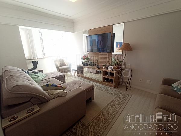 Apartamento na quadra do mar, 3 dormitórios, 1 vaga garagem, Vista para o mar, Centro de Balneário Camboriú. — foto 11