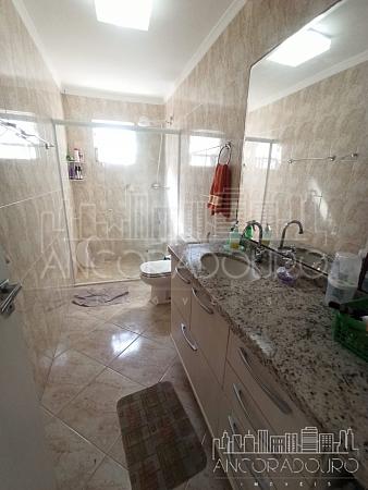 Apartamento na quadra do mar, 3 dormitórios, 1 vaga garagem, Vista para o mar, Centro de Balneário Camboriú. — foto 24