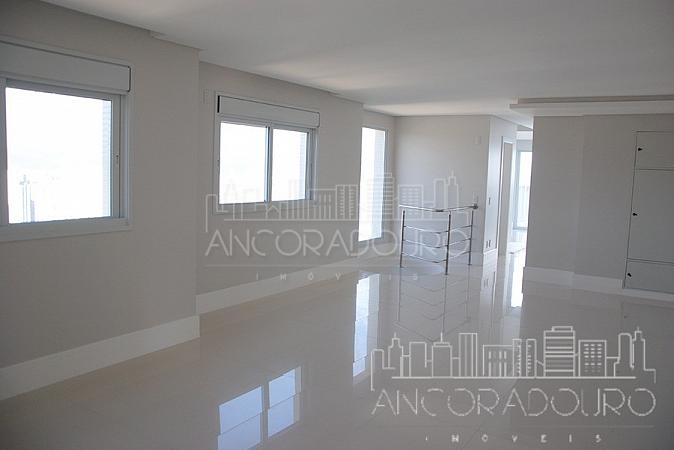 Cobertura no Ibiza Towers: 6 suítes, Piscina Privativa, 5 vagas garagem, 490m² área privativa. Barra Sul de Balneário Camboriú/SC. — foto 10