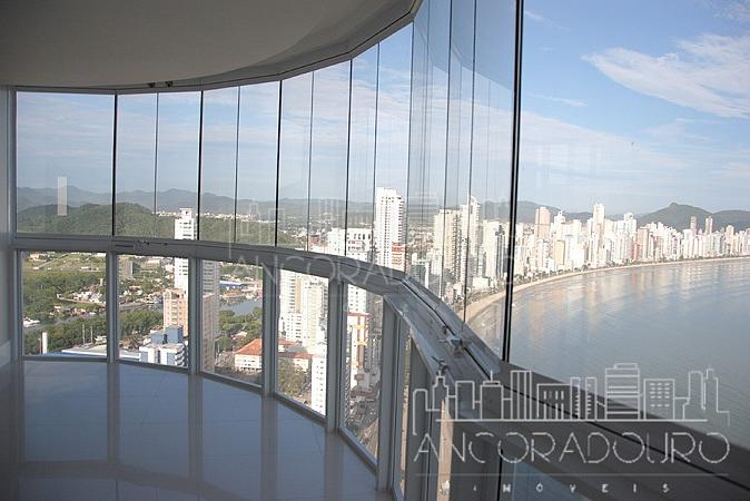 Cobertura no Ibiza Towers: 6 suítes, Piscina Privativa, 5 vagas garagem, 490m² área privativa. Barra Sul de Balneário Camboriú/SC. — foto 4