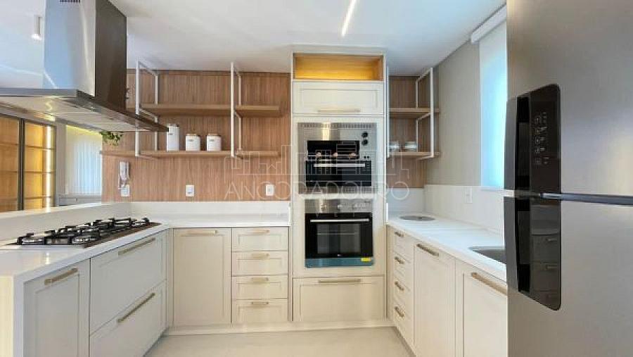 3 suítes (sendo 1 máster), 3 vagas garagem, Barra Sul em Balneário Camboriú. — foto 9