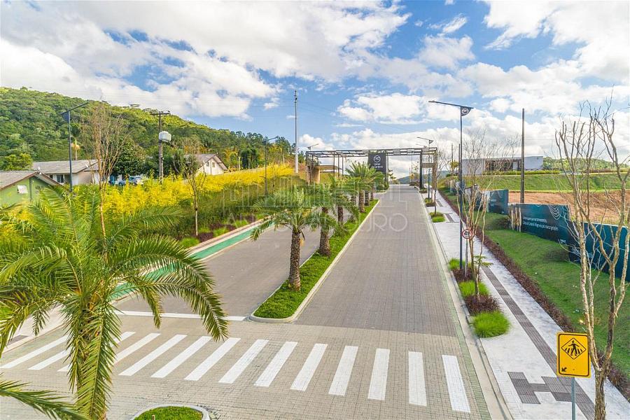 Colinas de Camboriú Village: Terrenos residenciais e comerciais a venda, à partir e 300m² área total. Agende sua visita! — foto 7