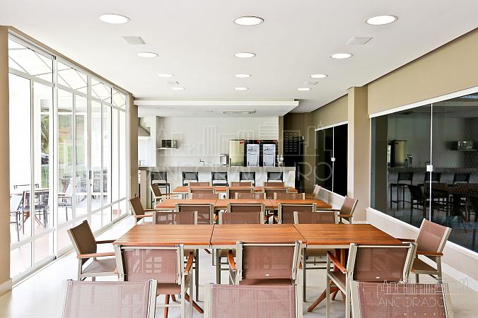 4 Suítes (sendo 1 master), 4 vagas garagem, Área externa com piscina privativa. — foto 39