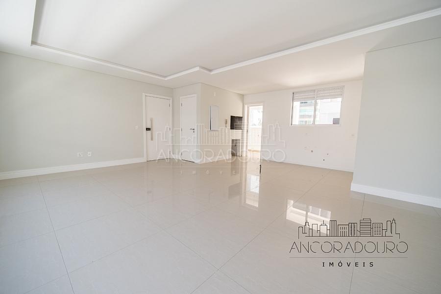 3 suítes, Living integrado com churrasqueira a carvão, 2 vagas garagem, amplo terraço privativo! — foto 3