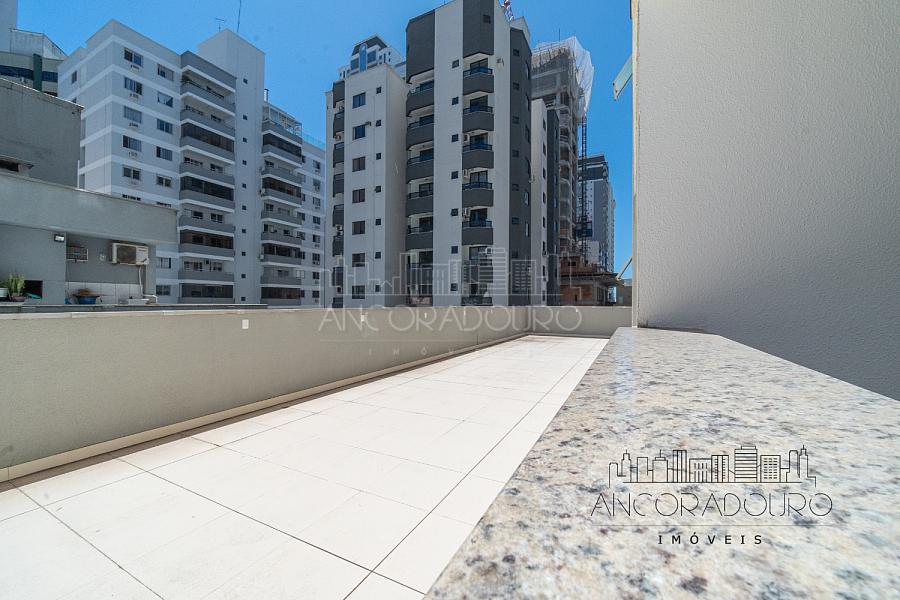 3 suítes, Living integrado com churrasqueira a carvão, 2 vagas garagem, amplo terraço privativo! — foto 27