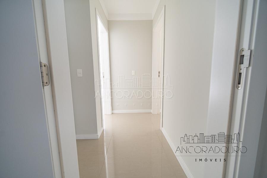 3 suítes, Living integrado com churrasqueira a carvão, 2 vagas garagem, amplo terraço privativo! — foto 13