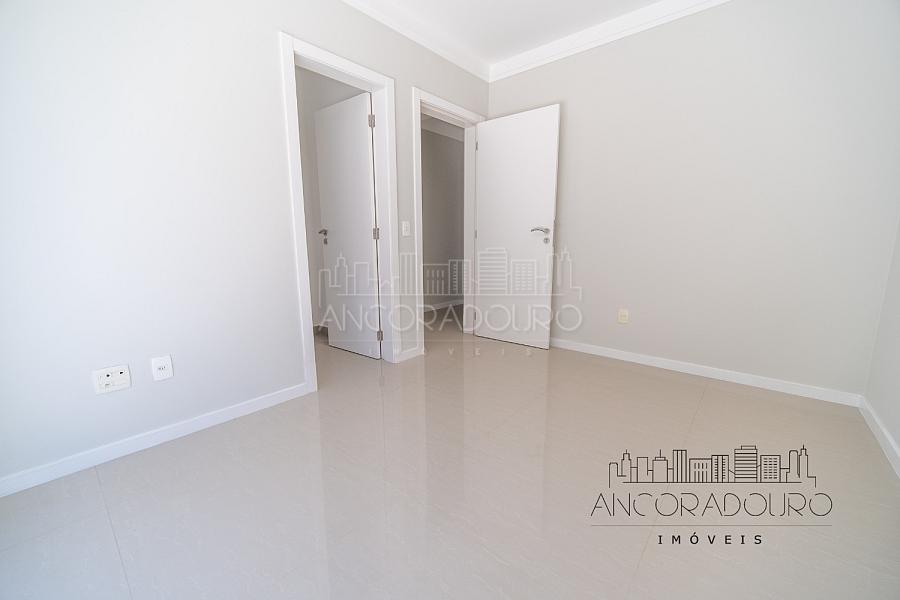 3 suítes, Living integrado com churrasqueira a carvão, 2 vagas garagem, amplo terraço privativo! — foto 23