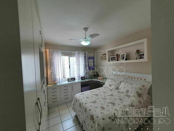 Apartamento 3 dormitórios (1 suíte), Vaga privativa, Sacada com churrasqueira, Centro de Balneário Camboriú. — foto 10