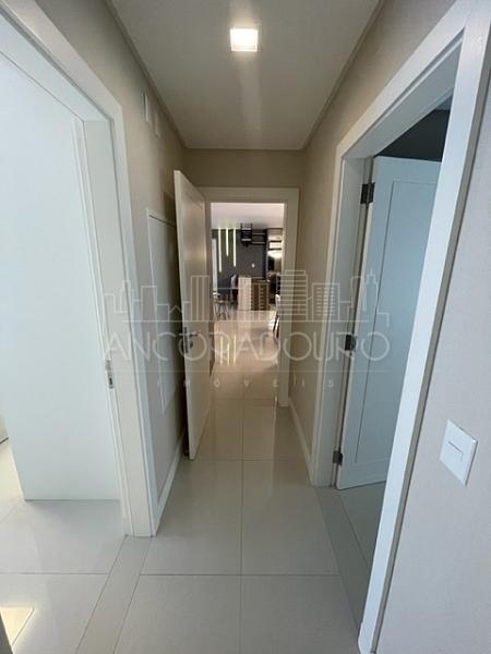 3 suítes, Mobiliado, 4 vagas garagem, amplo terraço com piscina privativa, decorado. — foto 30