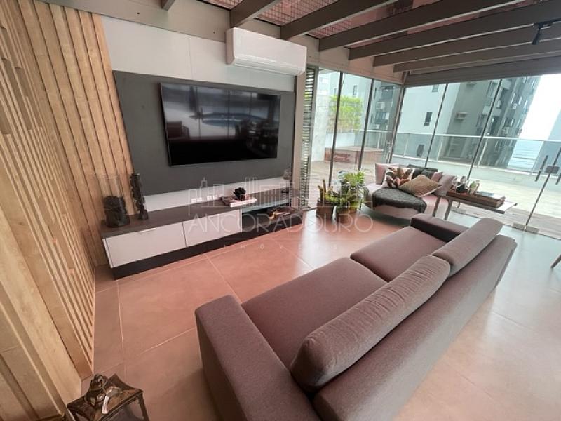 3 suítes, Mobiliado, 4 vagas garagem, amplo terraço com piscina privativa, decorado. — foto 45